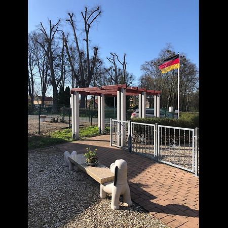 Villa Neu! Ferienhuette Tiny House Schoningen Exterior foto